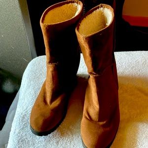 Women suede heeled boots